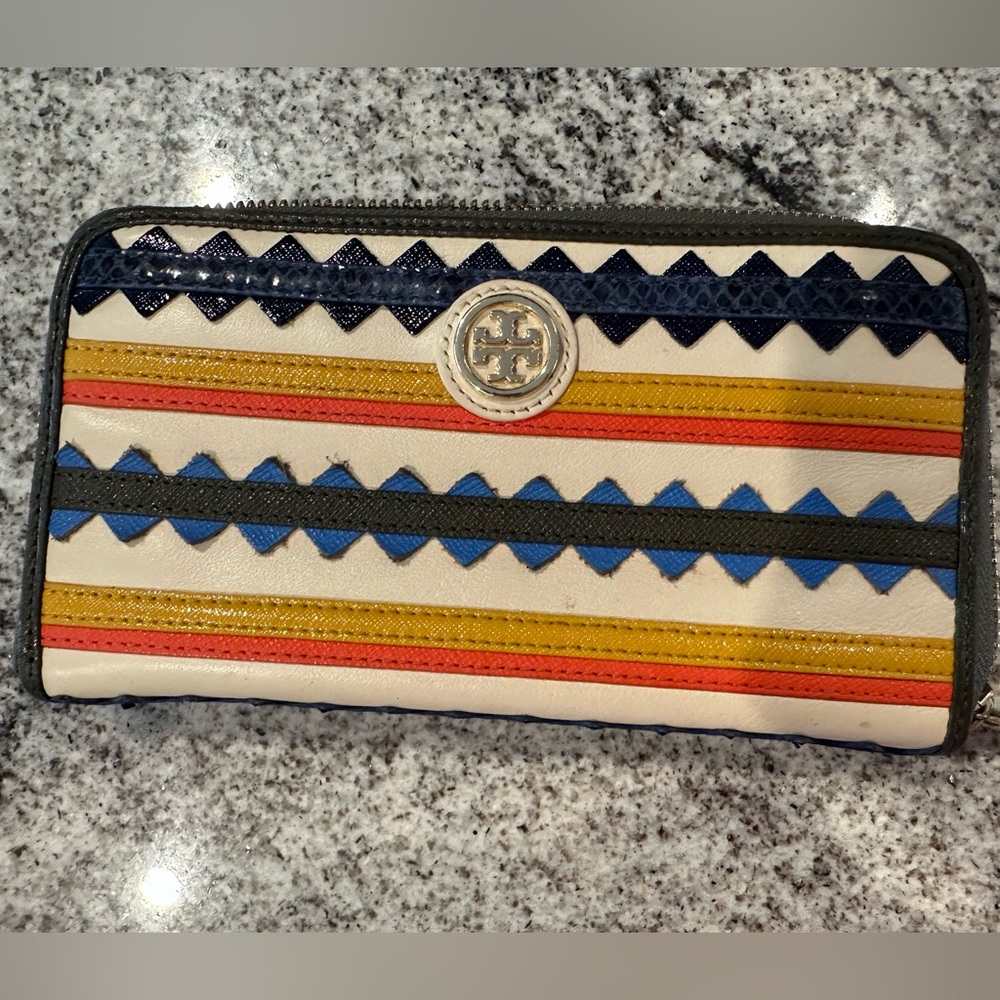 Authentic Tory Burch wallet